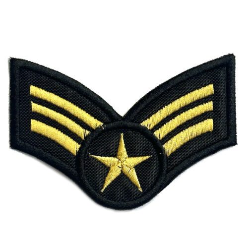 militar con estrella en el medio