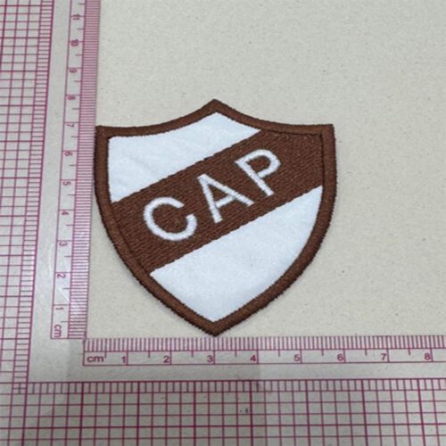 Parche Bordado Platense Campeón + Estrella Termoadhesivo Marrón Platense