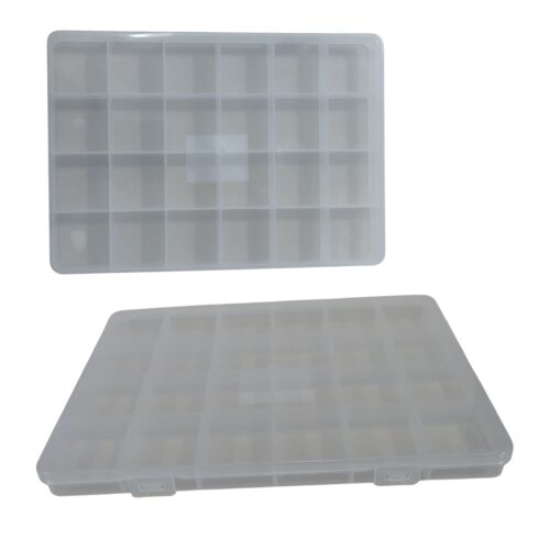 Caja plástica rectangular de 24 divisiones 20 x 14 cm